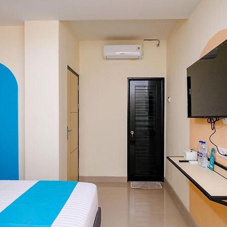 Sans Hotel Mataram Malioboro Yogyakarta Exterior photo